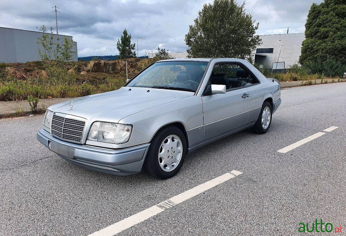 1995' Mercedes-Benz E 200 Mercedes-Benz E 200 CE coupé S photo #4