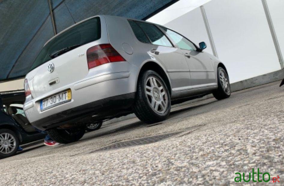 1999' Volkswagen Golf photo #3