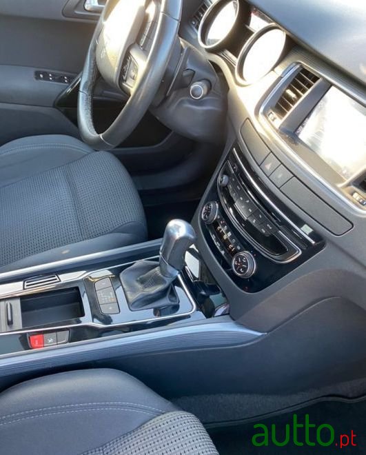 2016' Peugeot 508 Sw photo #3