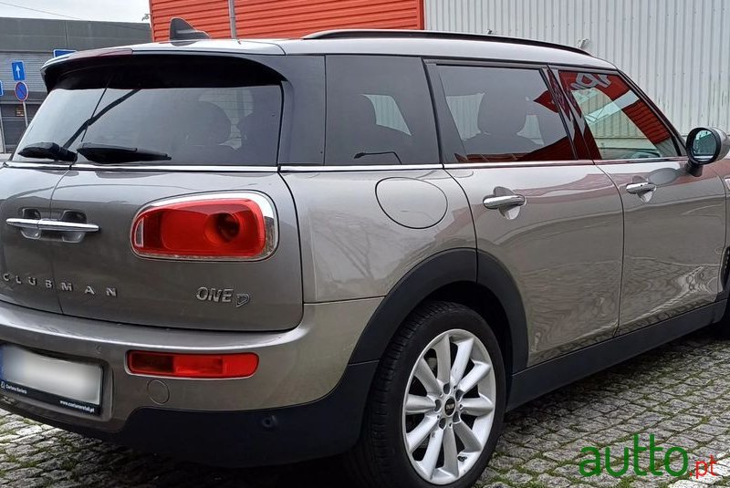2016' MINI Clubman One D photo #4