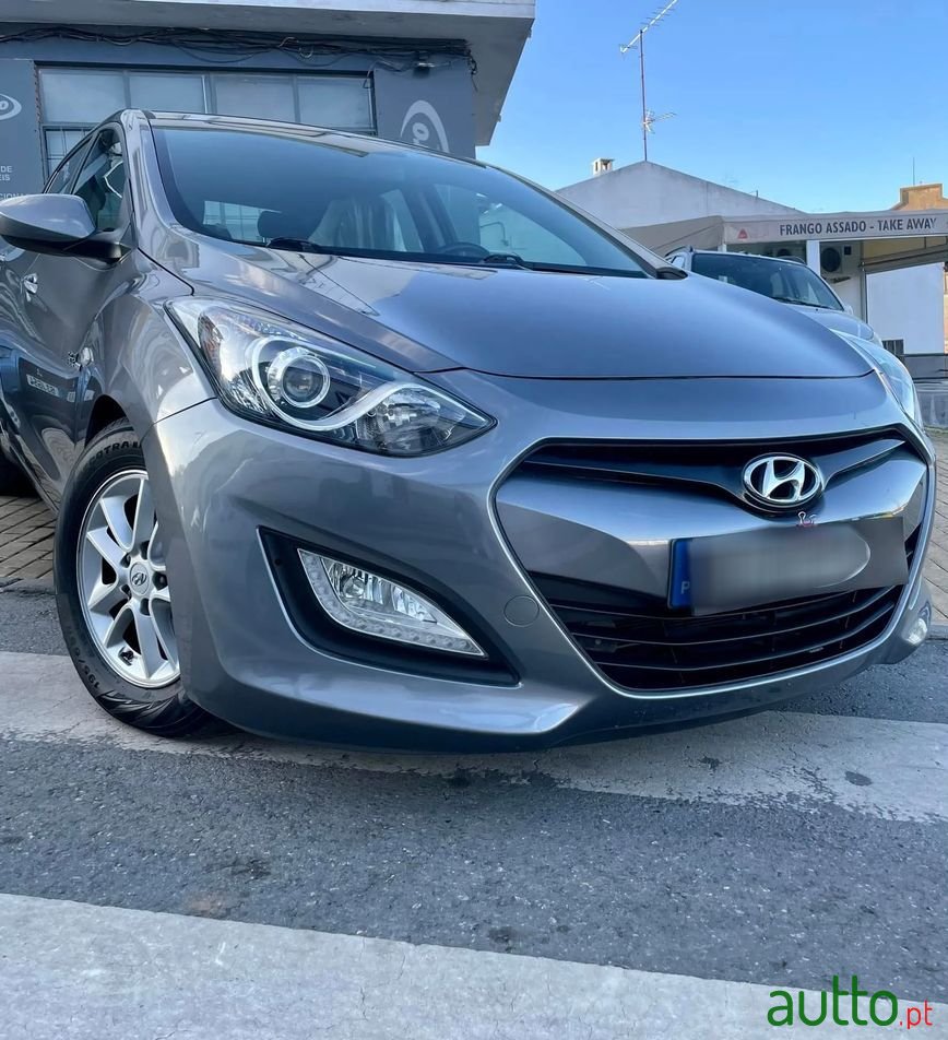 2014' Hyundai i30 photo #1