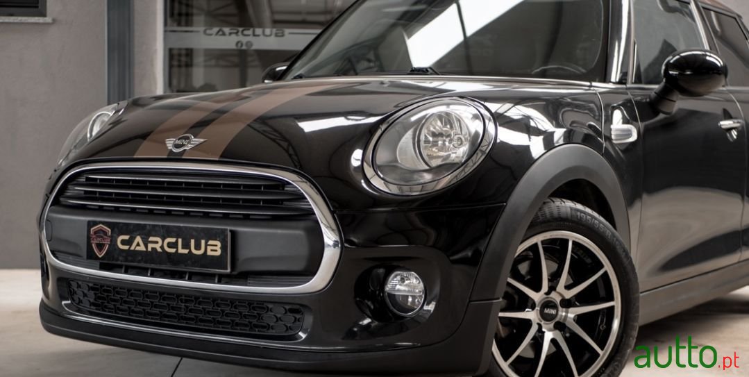 2016' MINI Cooper photo #2