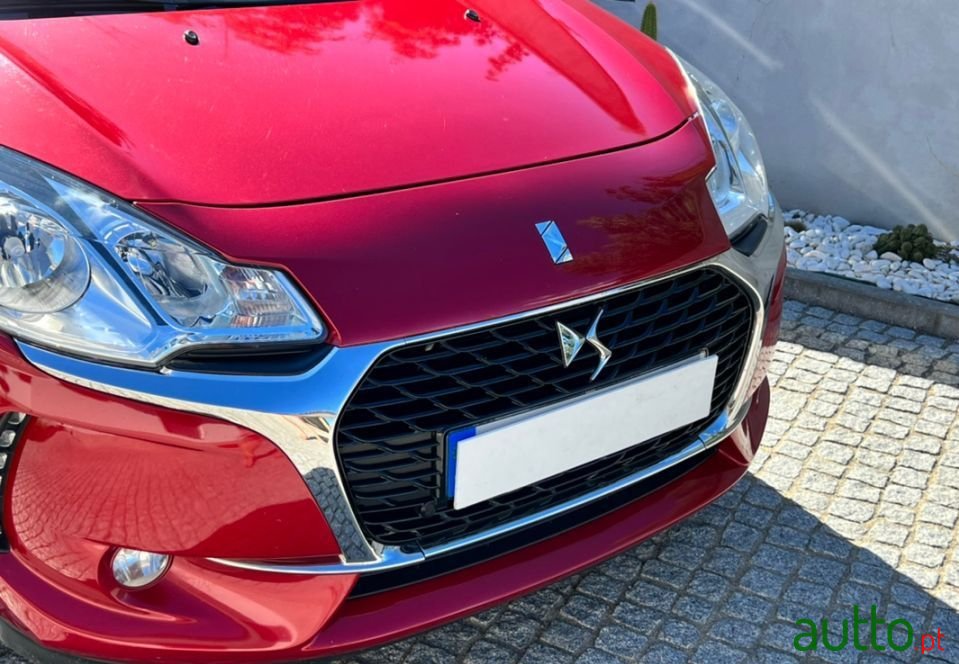 2017' DS Automobiles Ds3 photo #1