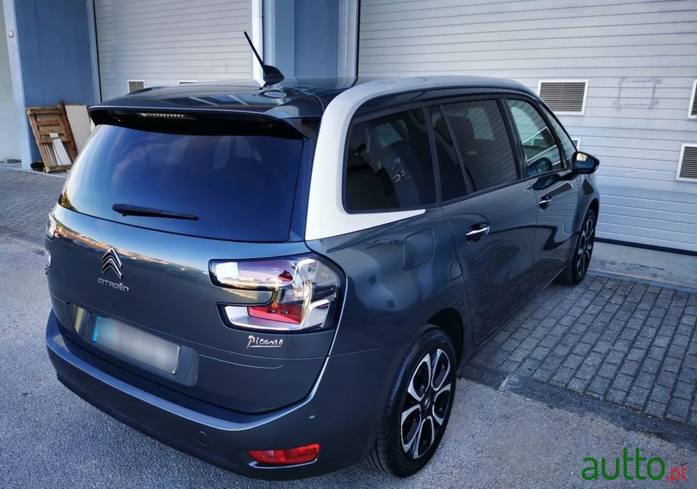 2018' Citroen C4 Grand Picasso photo #6