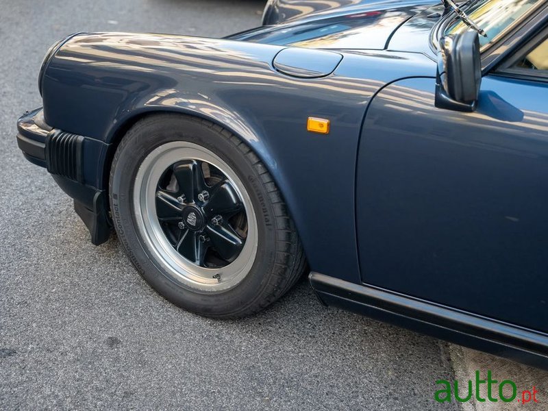 1986' Porsche 911 Carrera 3.2 Targa photo #5