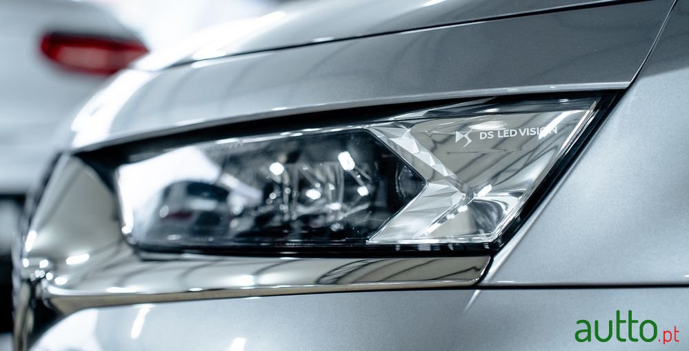 2019' DS Automobiles Ds7 Crossback photo #3