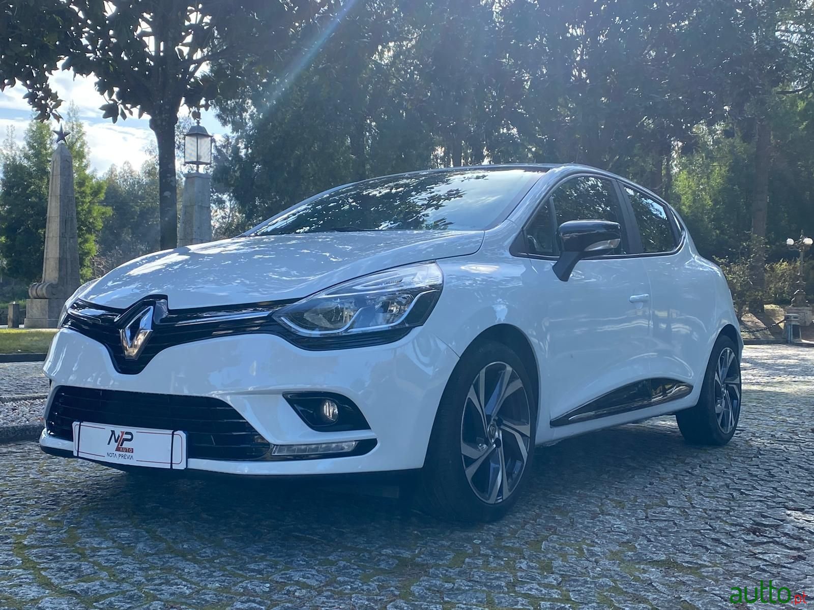 2017' Renault Clio photo #3