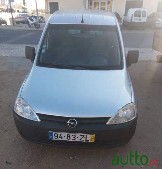 2005' Opel Combo photo #3