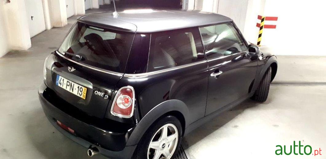 2011' MINI One Ver-D photo #1