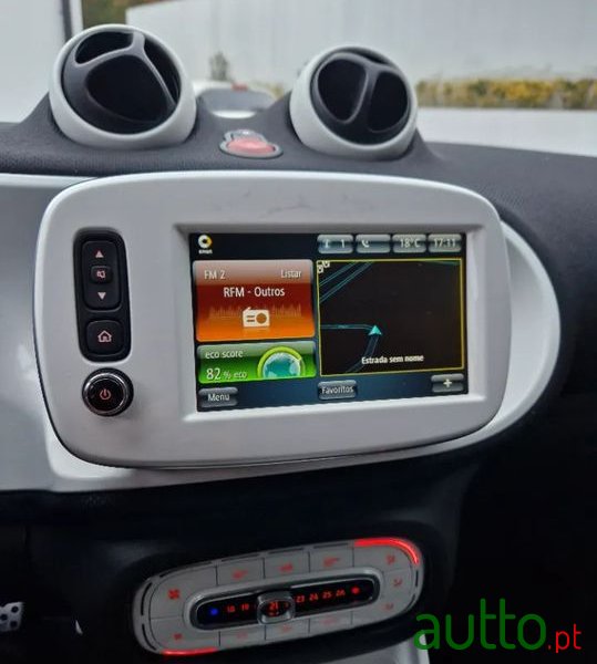 2015' Smart Fortwo photo #6