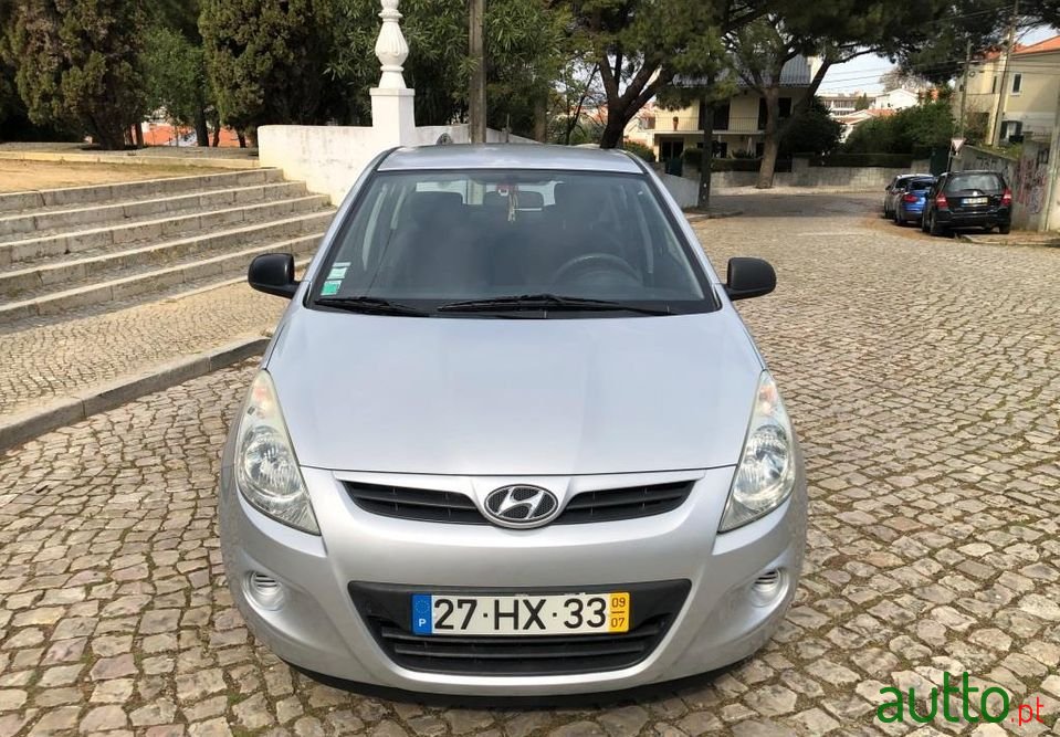 2009' Hyundai i20 photo #2