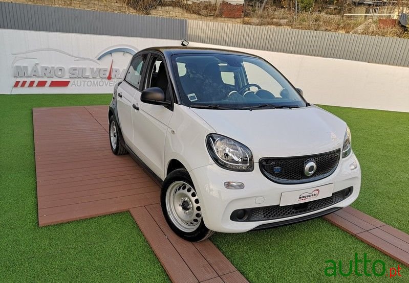 2018' Smart Forfour photo #2