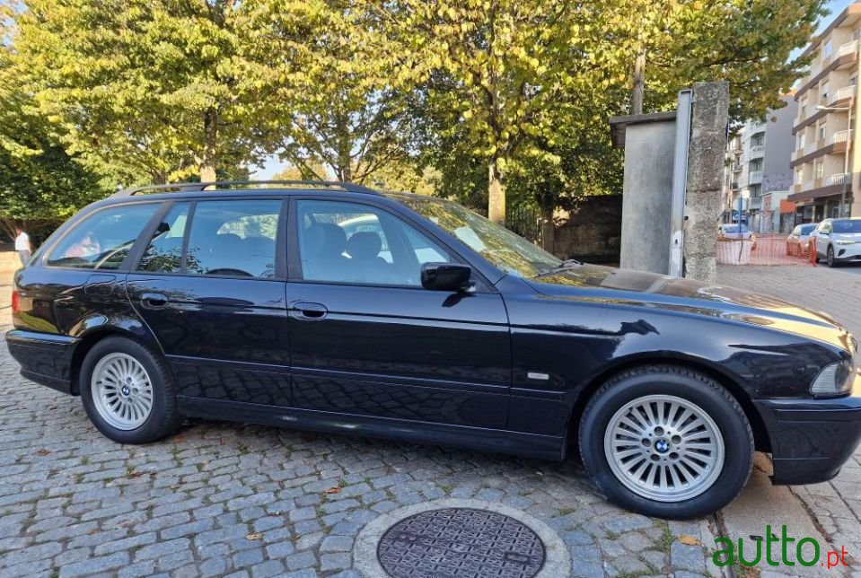 2001' BMW 520 photo #3