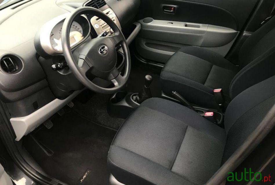 2009' Subaru Justy 1.0 Trendy Ac photo #3