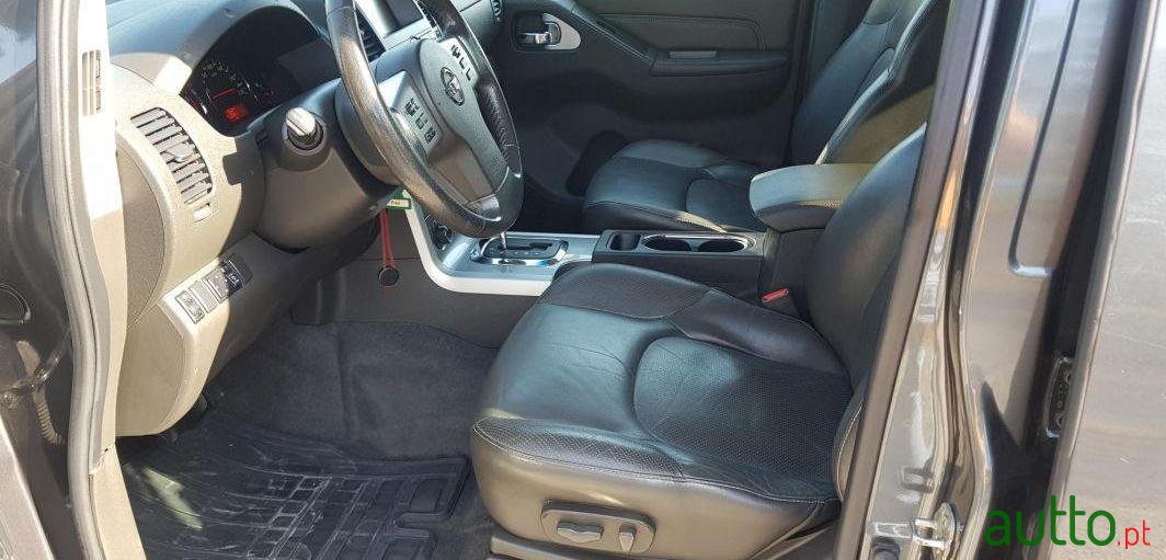 2014' Nissan Navara 3.0 V6 photo #3