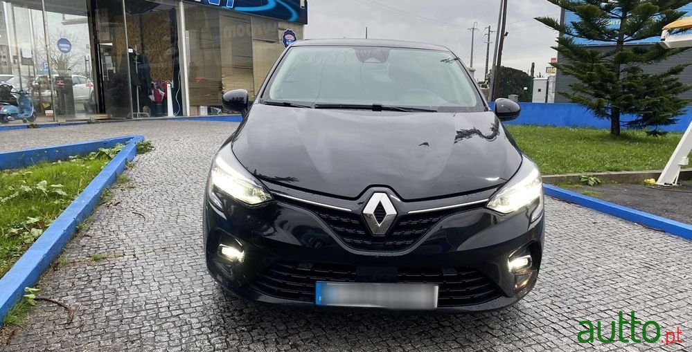 2019' Renault Clio photo #3
