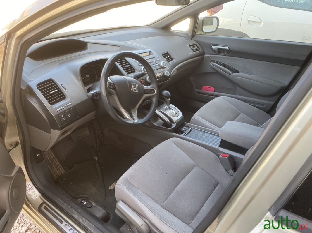 2008' Honda Civic photo #4
