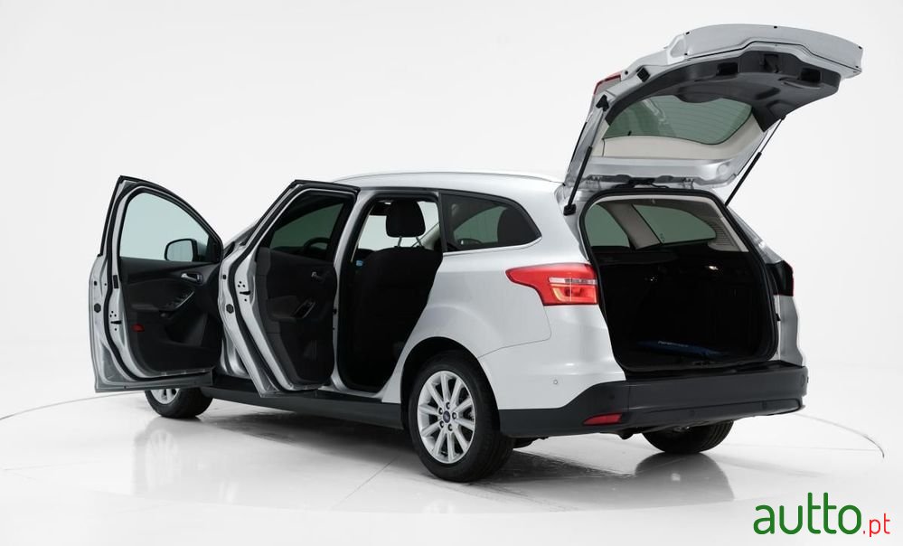 2018' Ford Focus Sw photo #5