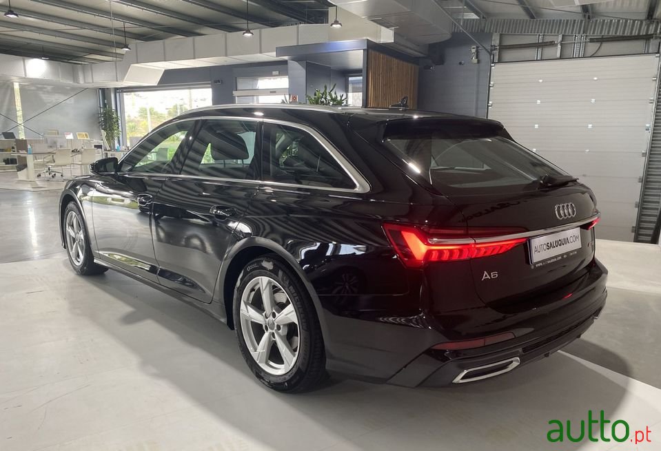 2021' Audi A6 Avant photo #5