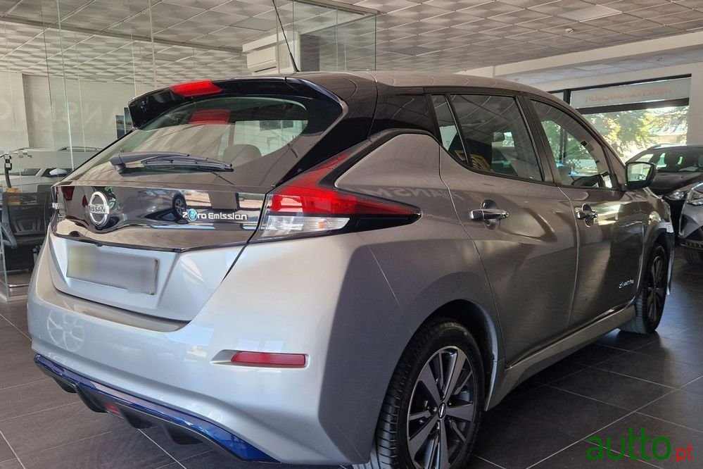 2020' Nissan Leaf Acenta photo #6