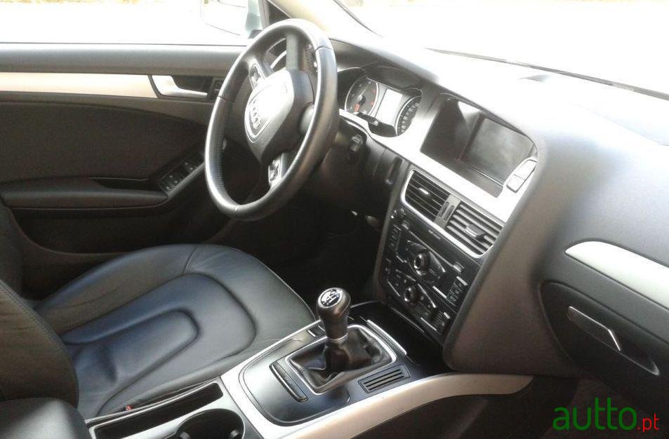 2009' Audi A4 Avant photo #1