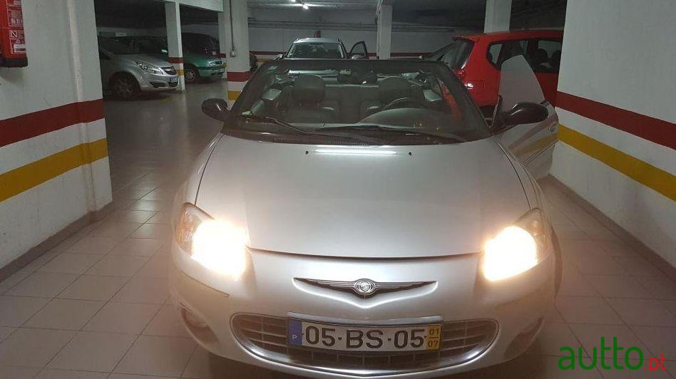 2001' Chrysler Sebring Descapotavel photo #3