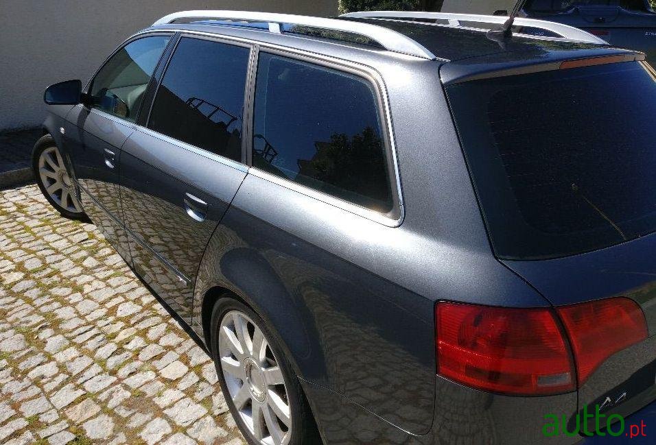 2005' Audi A4 Avant photo #1