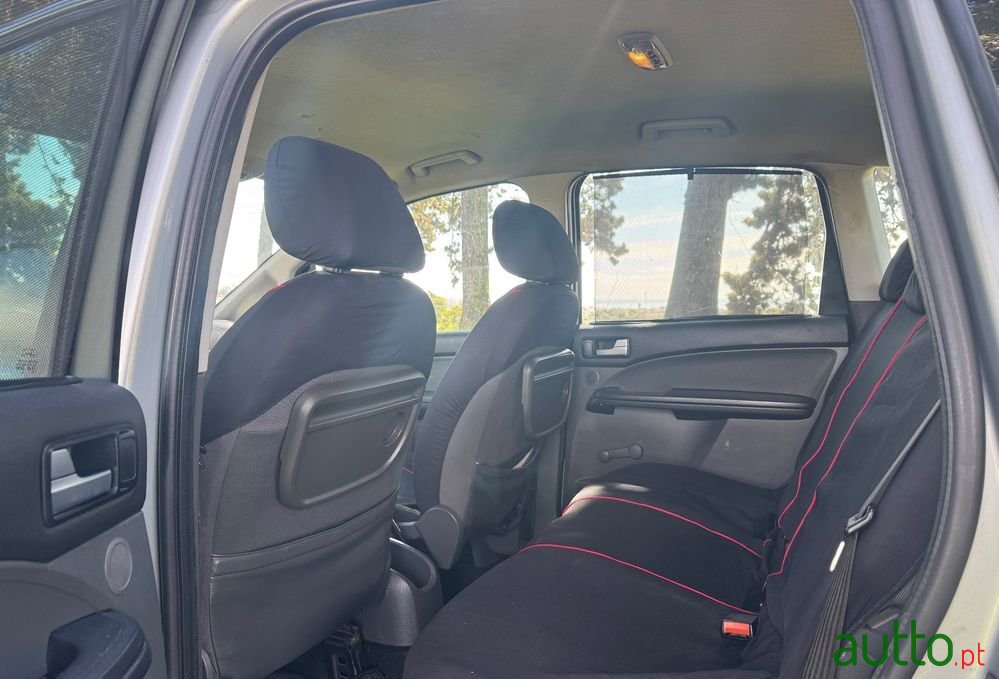 2004' Ford C-MAX photo #5