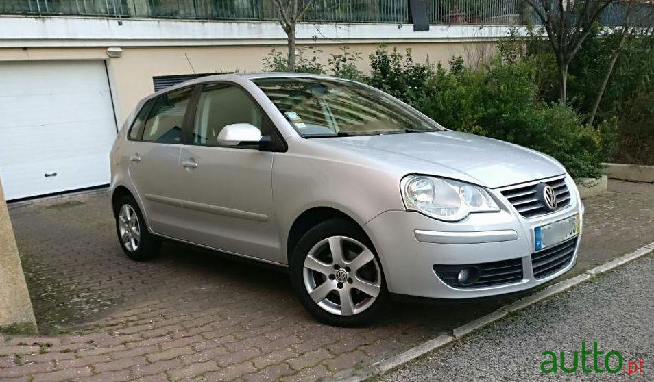 2008' Volkswagen Polo photo #2