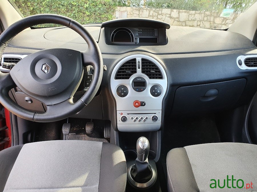 2009' Renault Modus photo #5