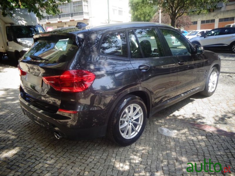 2019' BMW X3 20 D Xdrive Advantage photo #4