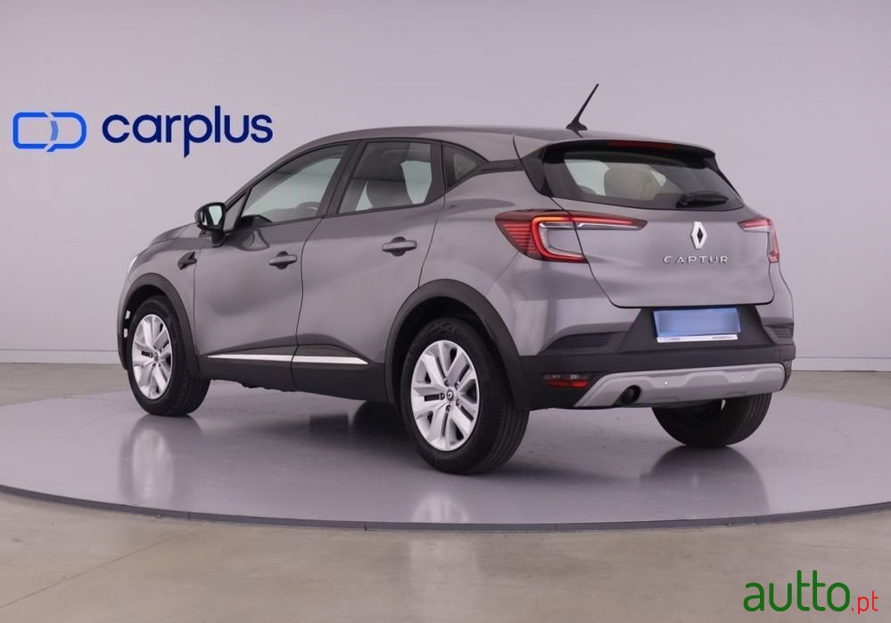2021' Renault Captur photo #5