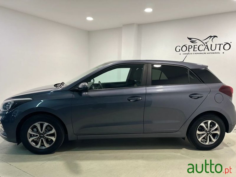 2019' Hyundai i20 photo #3