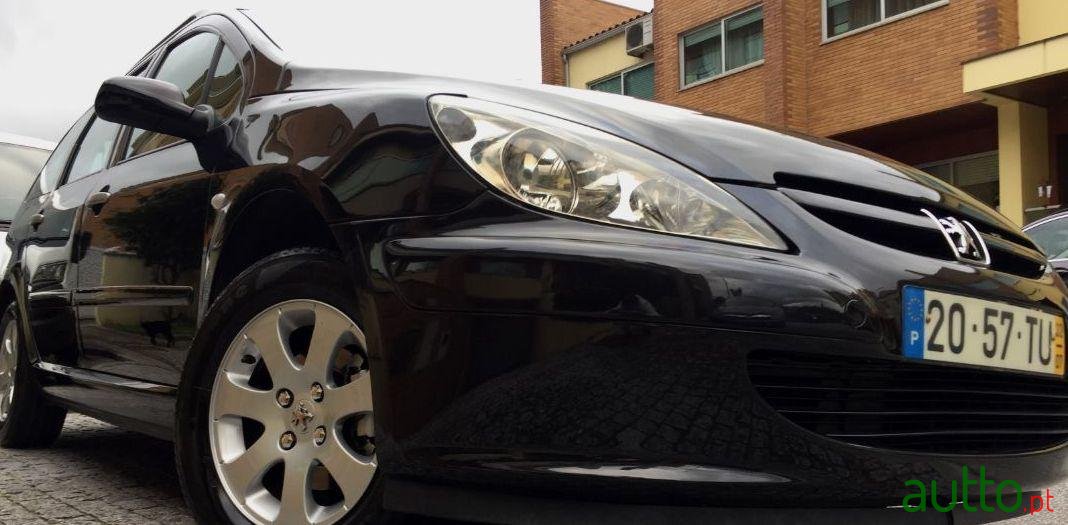 2002' Peugeot 307 Sw photo #4