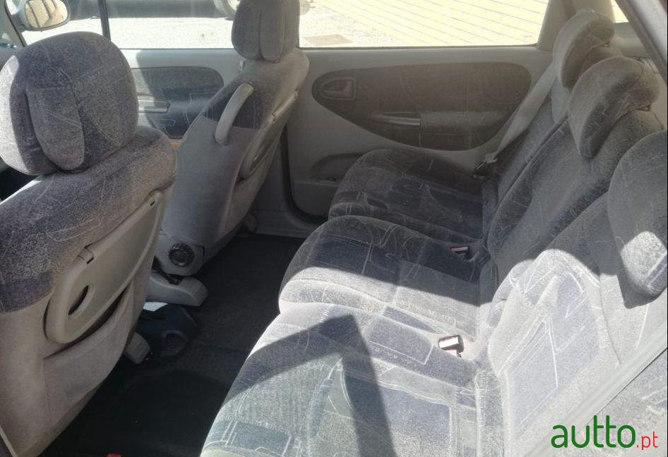 2000' Renault Scenic 1.4 16V photo #4