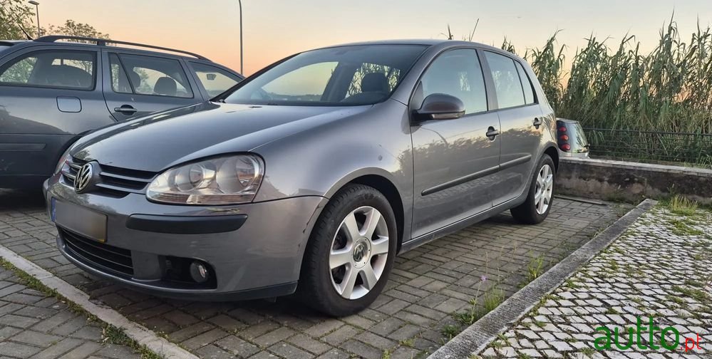 2006' Volkswagen Golf photo #6