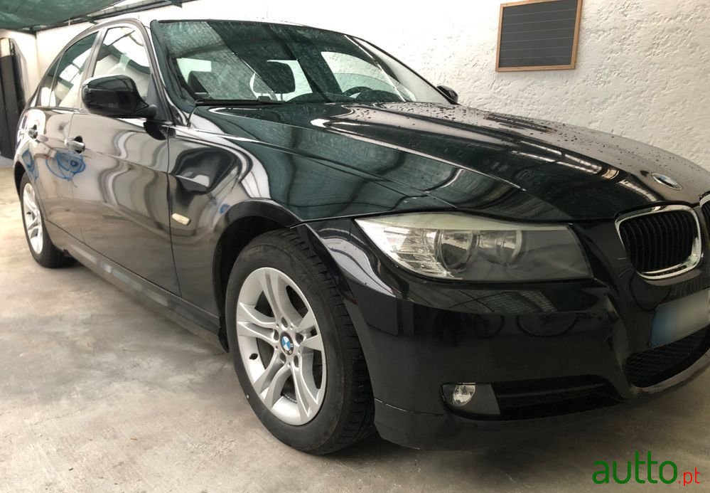 2009' BMW Série 3 D Navigation photo #3