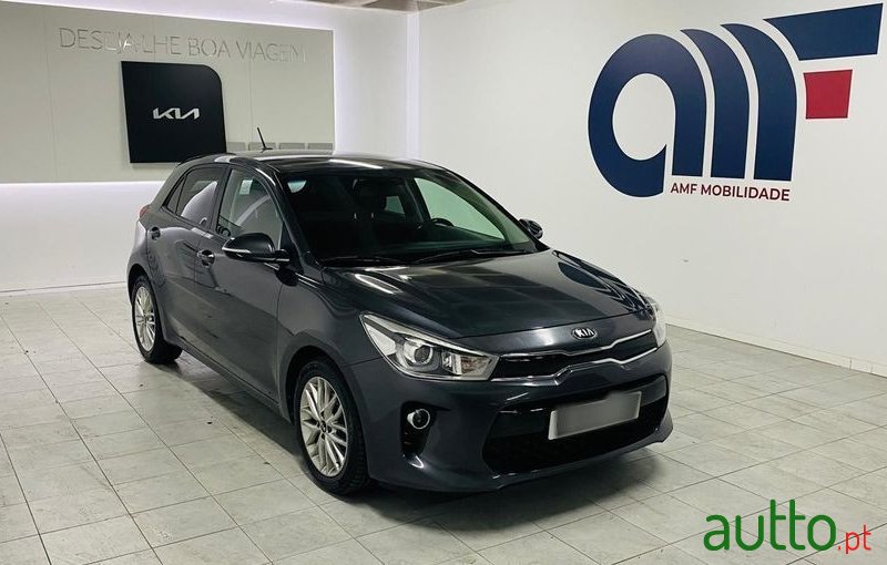 2018' Kia Rio 1.4 Crdi Tx photo #6