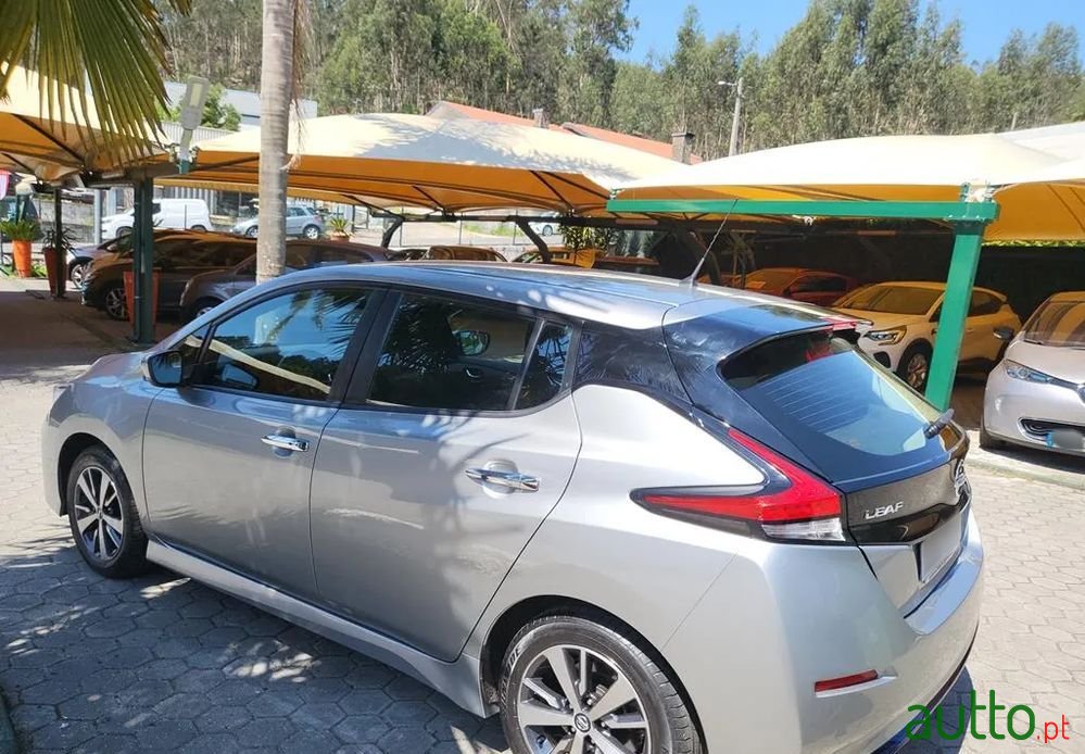 2022' Nissan Leaf N-Connecta photo #5