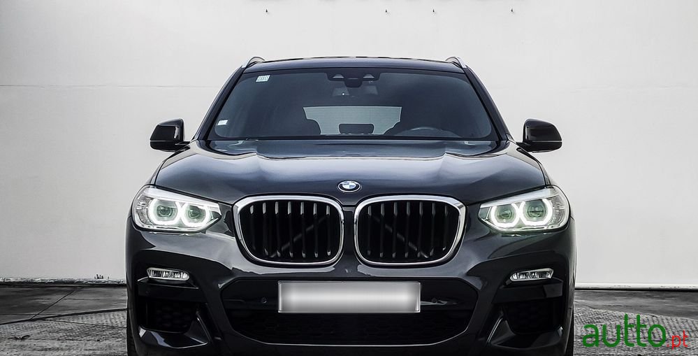 2019' BMW Série X 20 D Xdrive Pack M photo #3