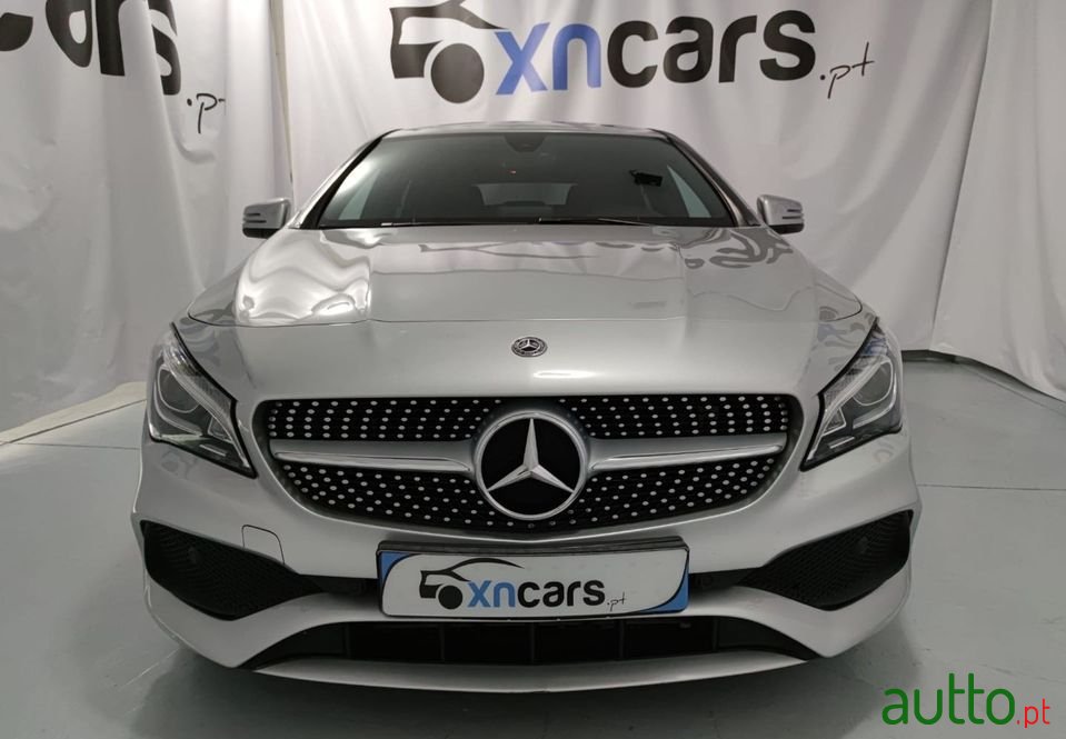 2017' Mercedes-Benz Cla-200 photo #3
