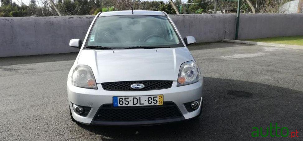2007' Ford Fiesta photo #3