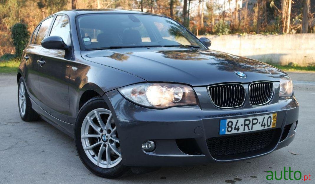2008' BMW 118 D photo #3