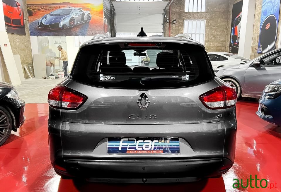 2016' Renault Clio Sport Tourer photo #5
