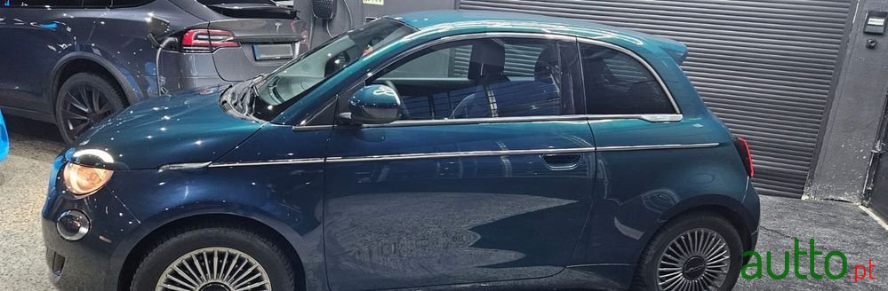 2023' Fiat 500e 42 Kwh Icon photo #3