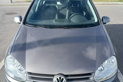 2005' Volkswagen Golf