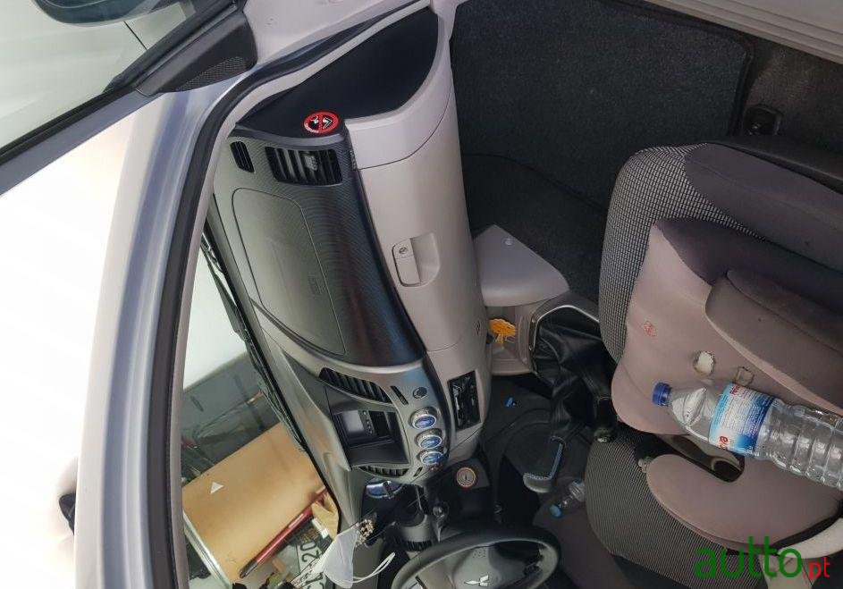 2007' Mitsubishi L200 Strakar Nacional photo #1