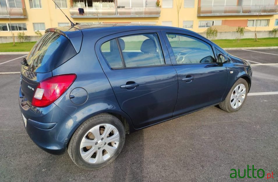 2008' Opel Corsa photo #3