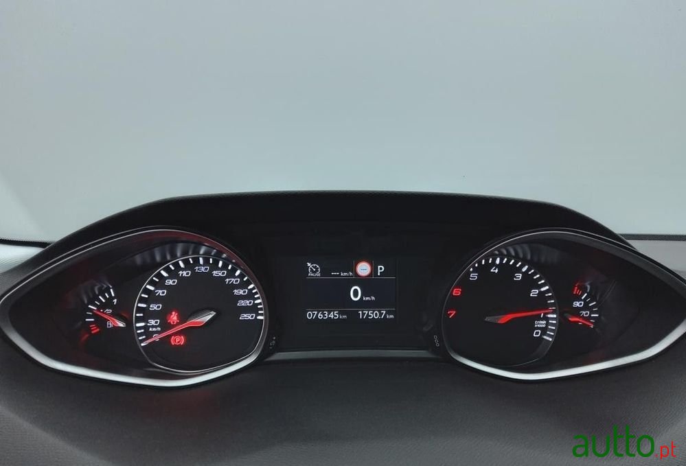 2020' Peugeot 308 Sw photo #4