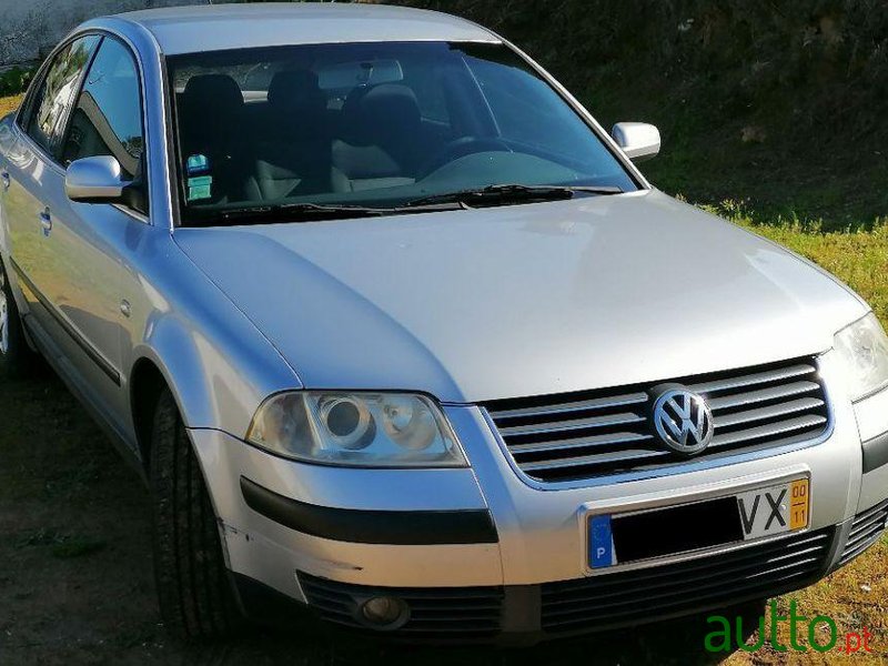 2000' Volkswagen Passat 1.9 Tdi Trendline photo #3